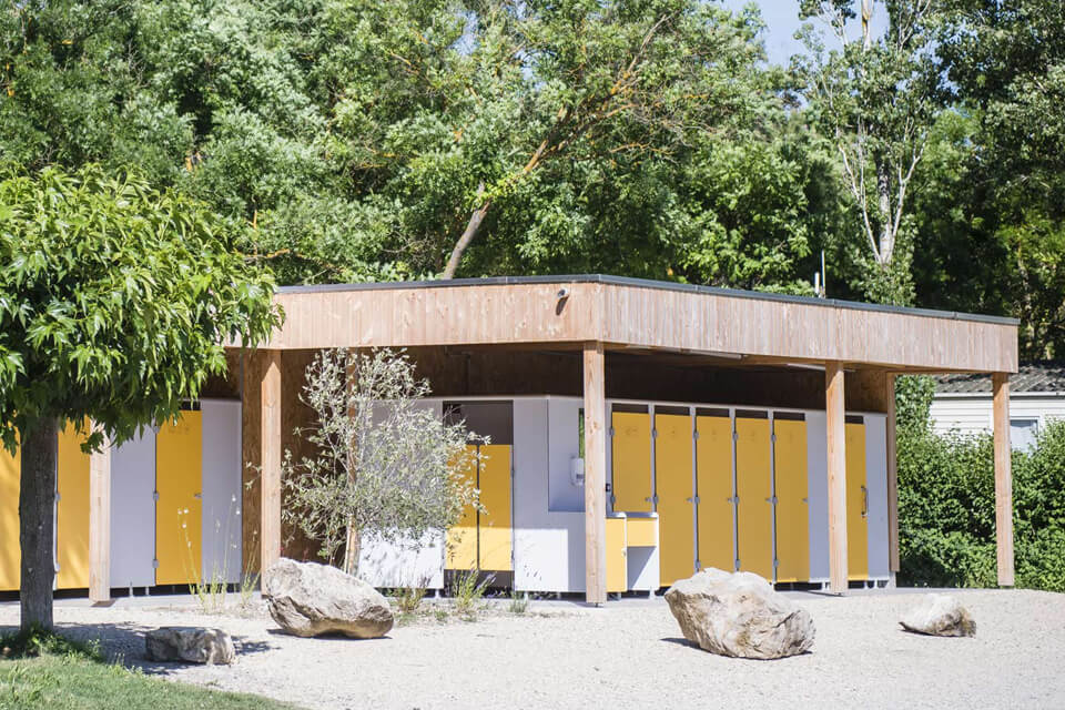 Construction sanitaire et bloc sanitaire pour HPA camping - Plein air ECO concept